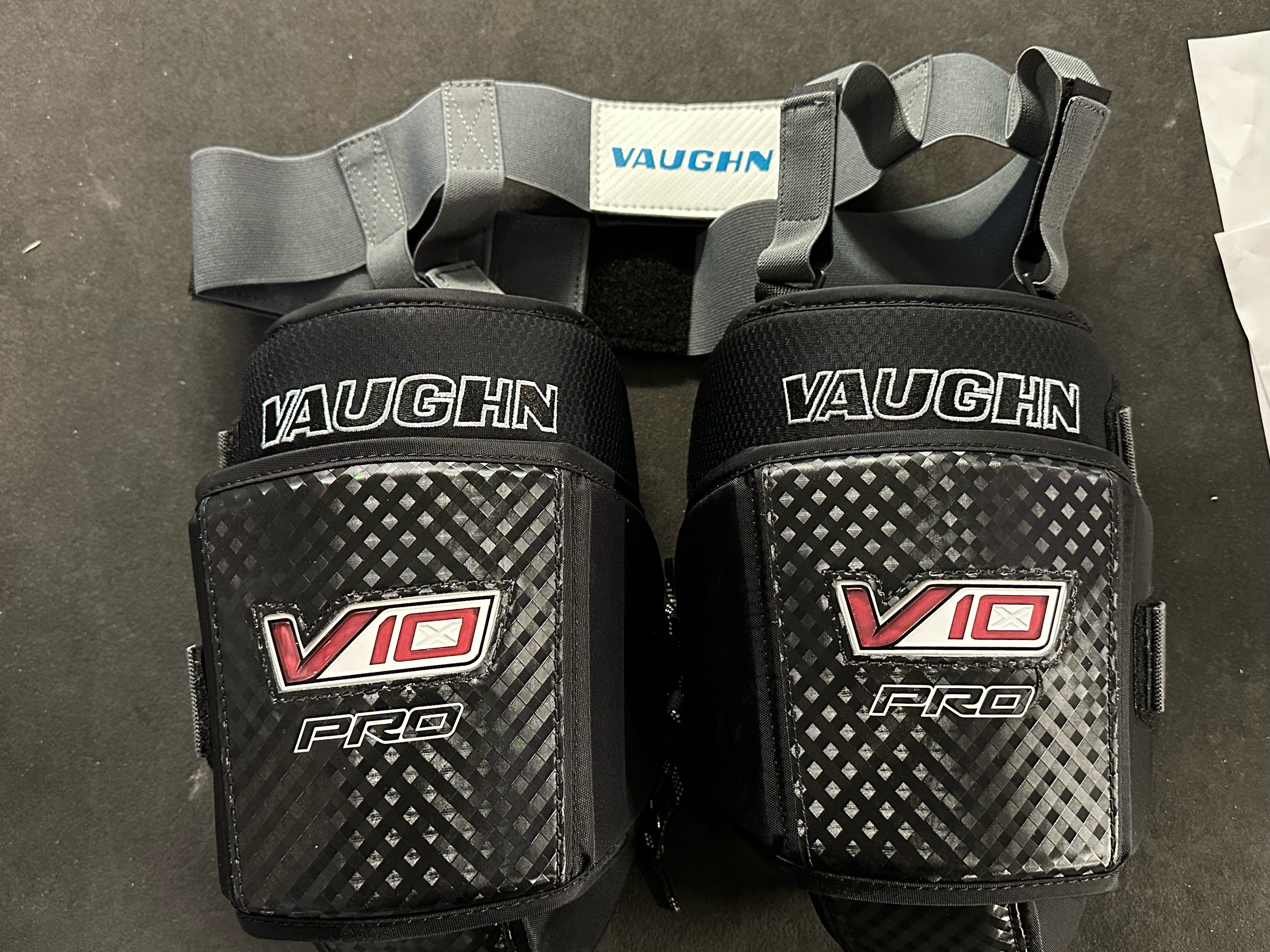 VP V10 PRO ARM AND CHEST PAD – Vaughn Hockey
