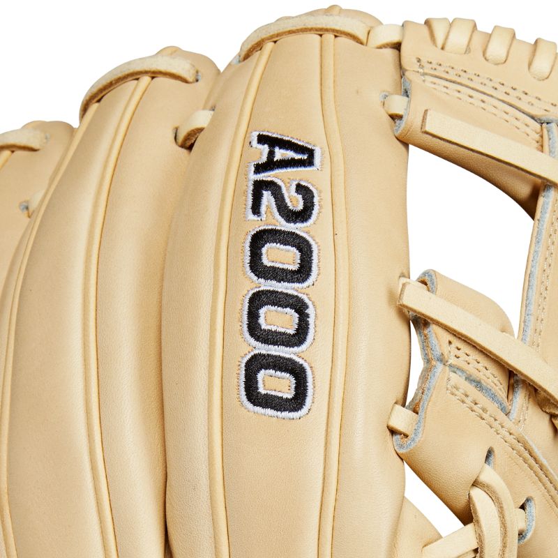 Wilson Baseball Gloves Wilson A2000 Classics Series 1786 11.5-inch Infield (2024) Adult Blonde WBW102072115 RHT