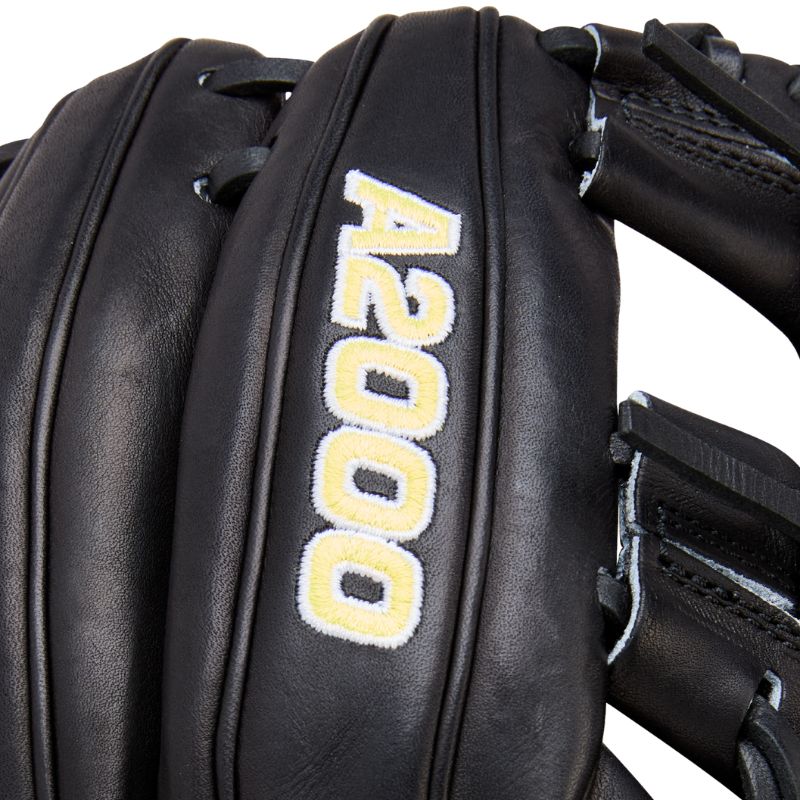 Wilson Baseball Gloves Wilson A2000 Classics Series 1788 11.25-inch Infield (2026) Adult WBW104105 RHT Right-hand throw