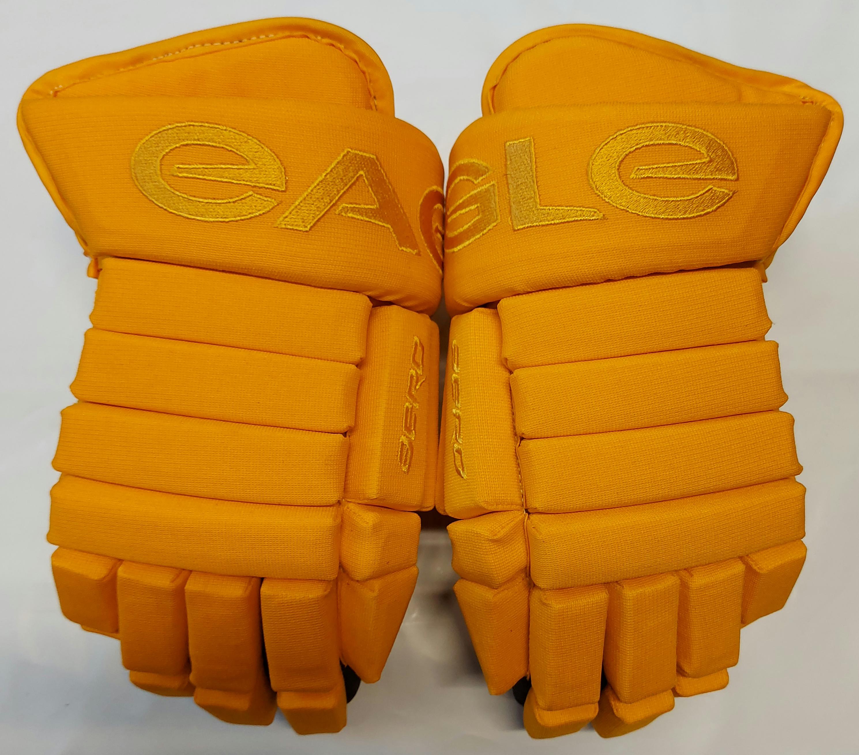 Eagle Custom Aero Gold Gloves